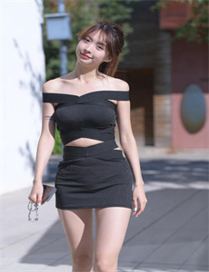 《女友的妺妺6-欧美交换配乱吟粗大视频》