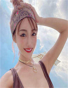 《老师你的兔子好软水好多作文小说-ae86老湿机在线观看免费》