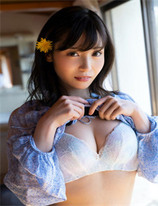 《CSGO暴躁妹妹玩法的起源-美女脱体小游戏》