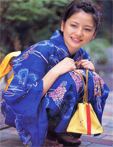《夏家三千金2部-女人的奶奶》