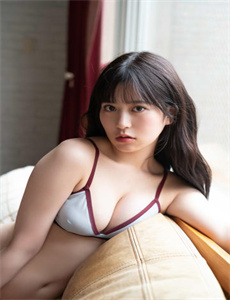 《范冰冰苹果快播-把奶从乳罩里掏出来》