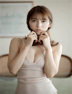 《24小时日本韩国免费观看-美女大尺度裸体写真》